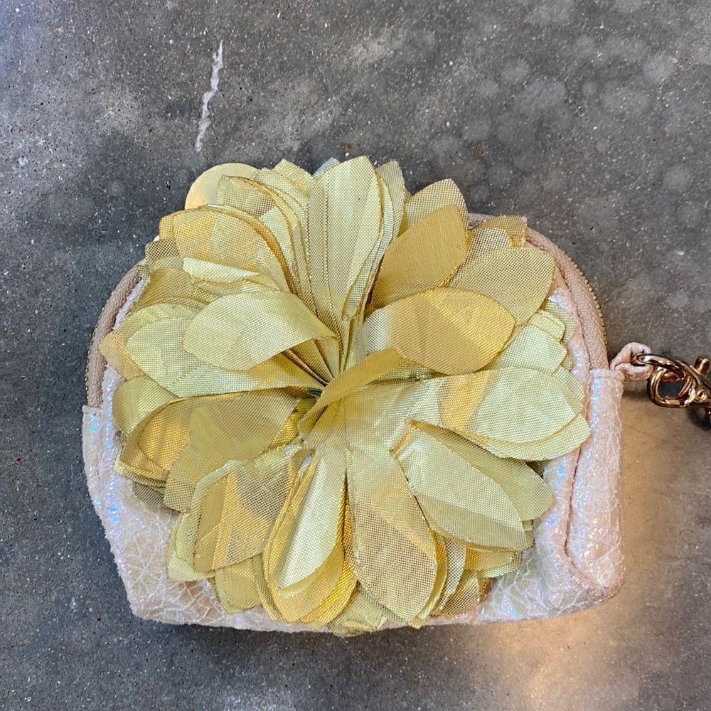 Deux Lux wristlet coin purse clutch gold flower